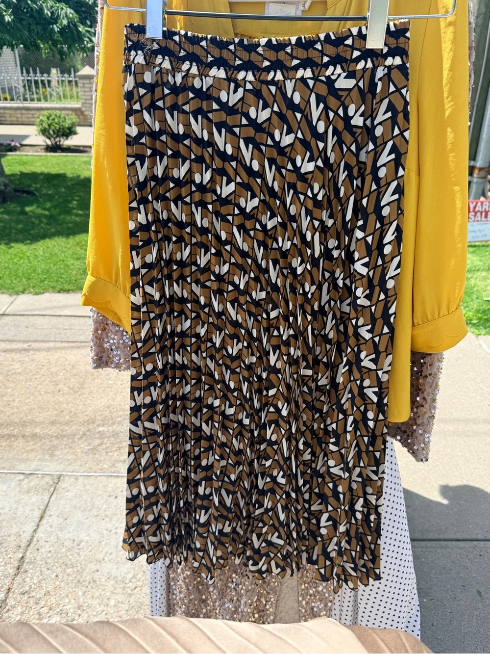 Pleated Geometric Print Midi Skirt - Black, Brown & White